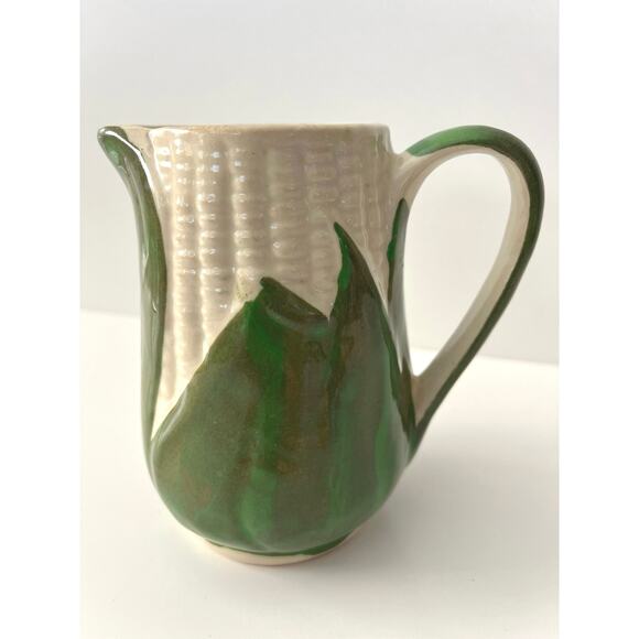 Shawnee Corn Queen Pottery - Teapot w/Lid, Creamer, Salt and Pepper Shakers EUC - Picture 4 of 16